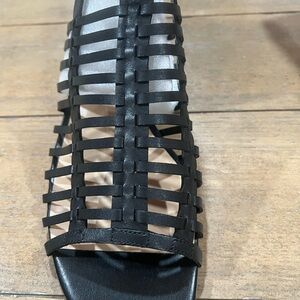 Bella Vita Black Woven Sandals